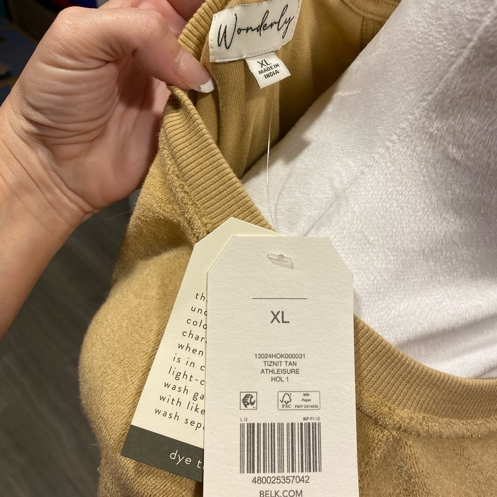 New Nwt Wonderly Yellow Tan Sweater Top Athleisure XL $54 Crewneck Autumn Fall - Picture 5 of 5